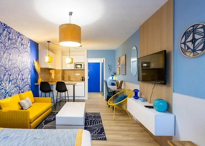 Neon Oasis - Parking - Terrasse - Wifi - * Nimes