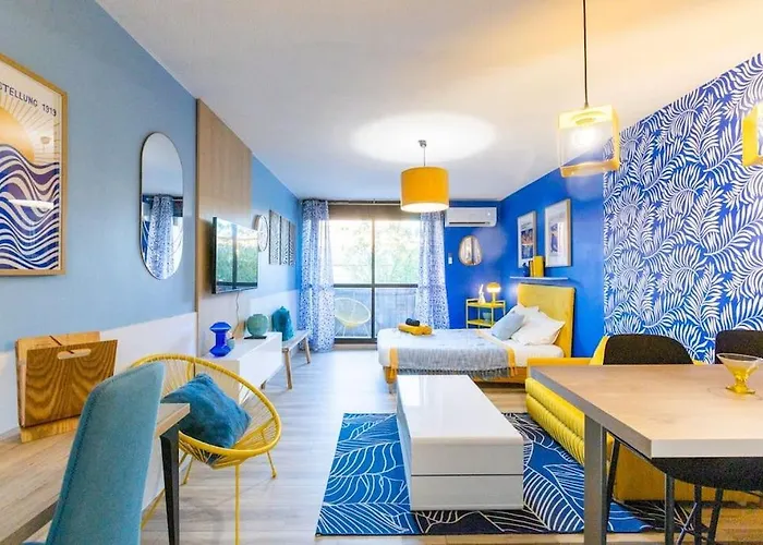 Neon Oasis - Parking - Terrasse - Wifi - * Nimes